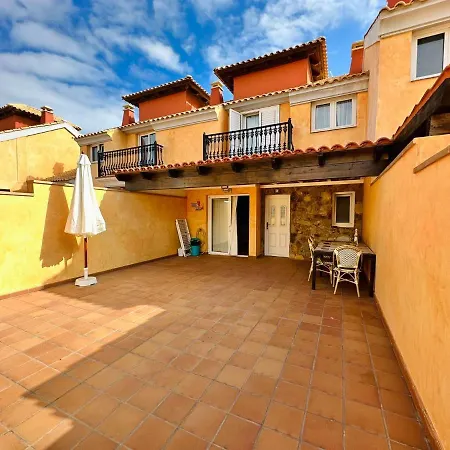 Sara Y Sebas Villa Corralejo